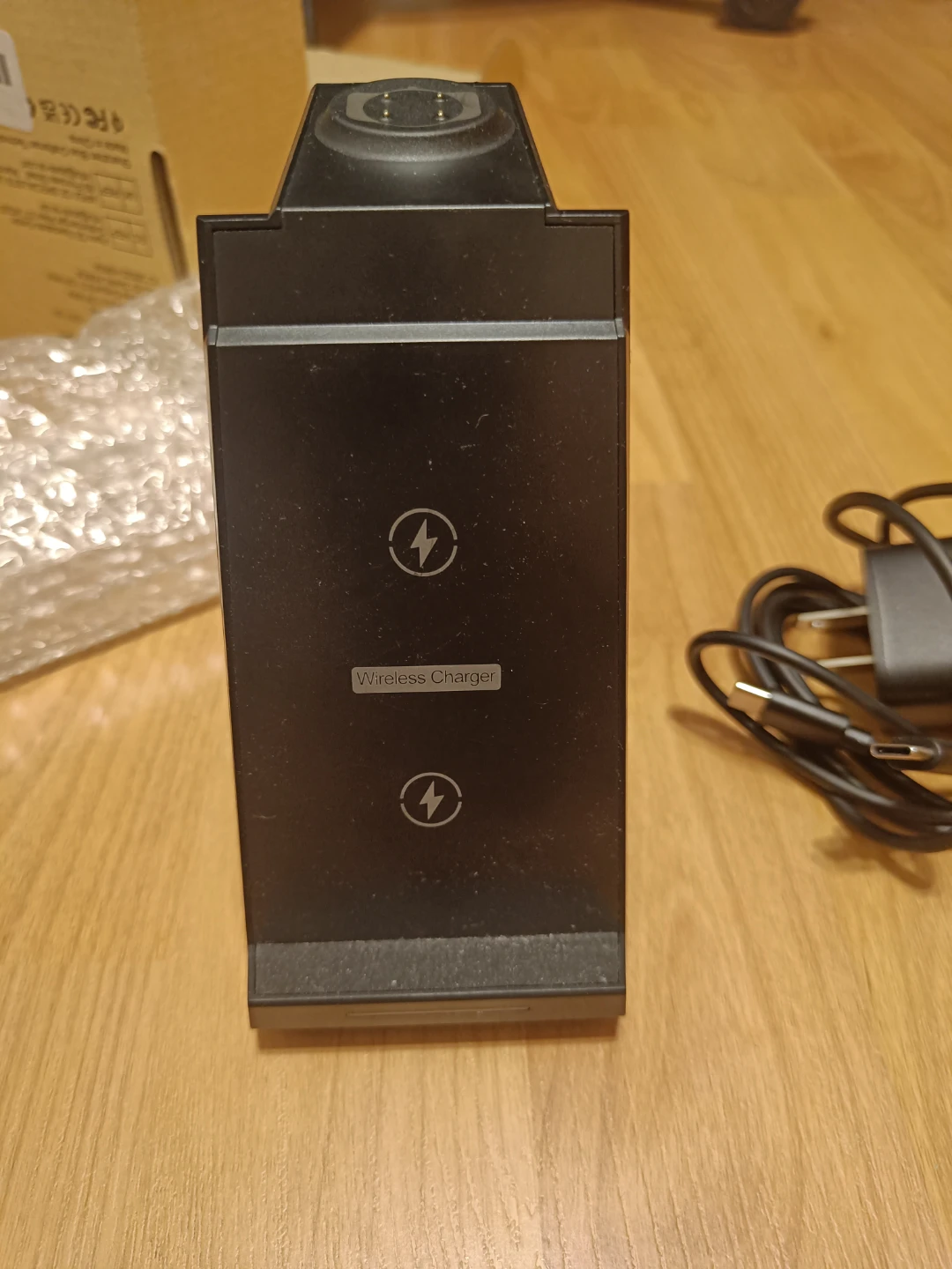 3-in-1 Wireless Charger - photo 2
