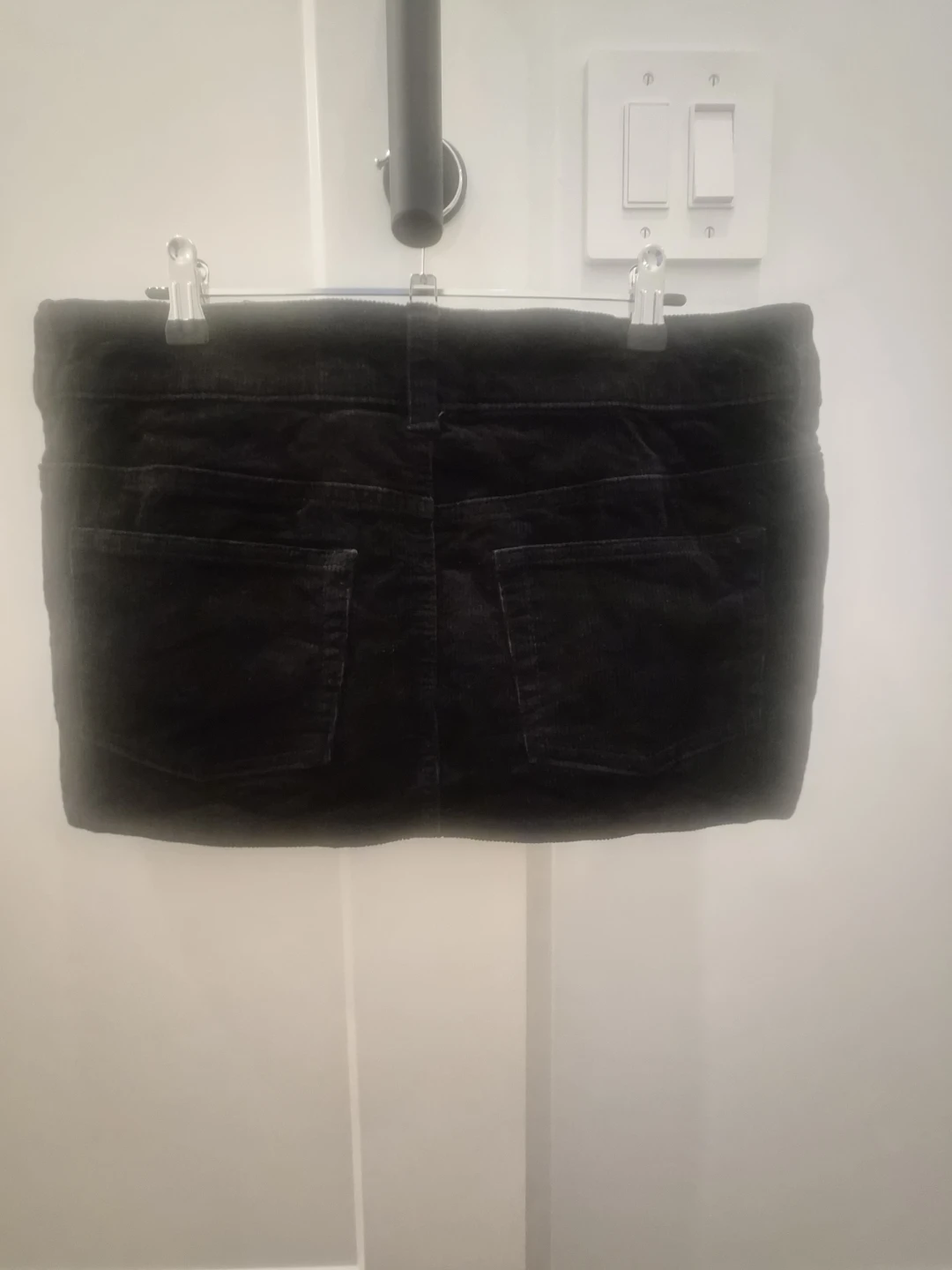 H&M Divided Black Corduroy Skirt - photo 3
