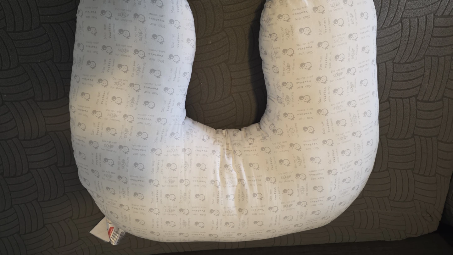 YooFess Nursing Pillow