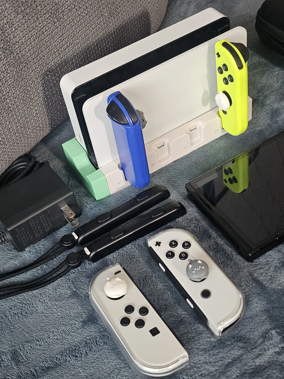 Nintendo Switch OLED + accesories - photo 2