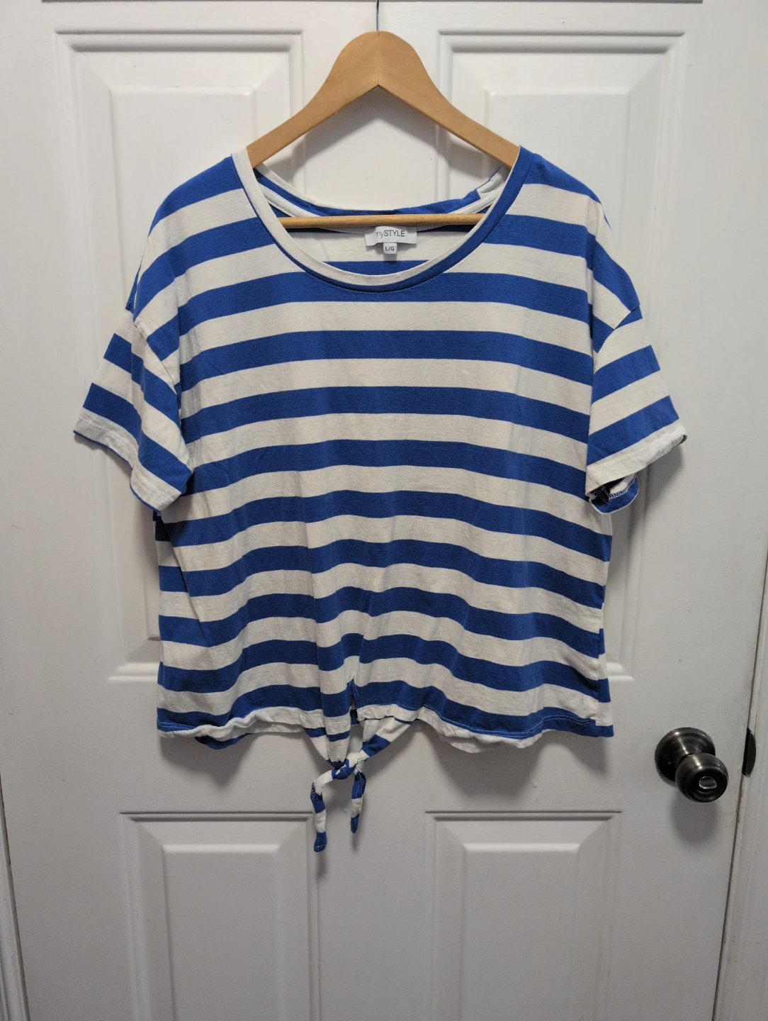 mySTYLE Blue and White Striped Tie-Front T-Shirt - Size L