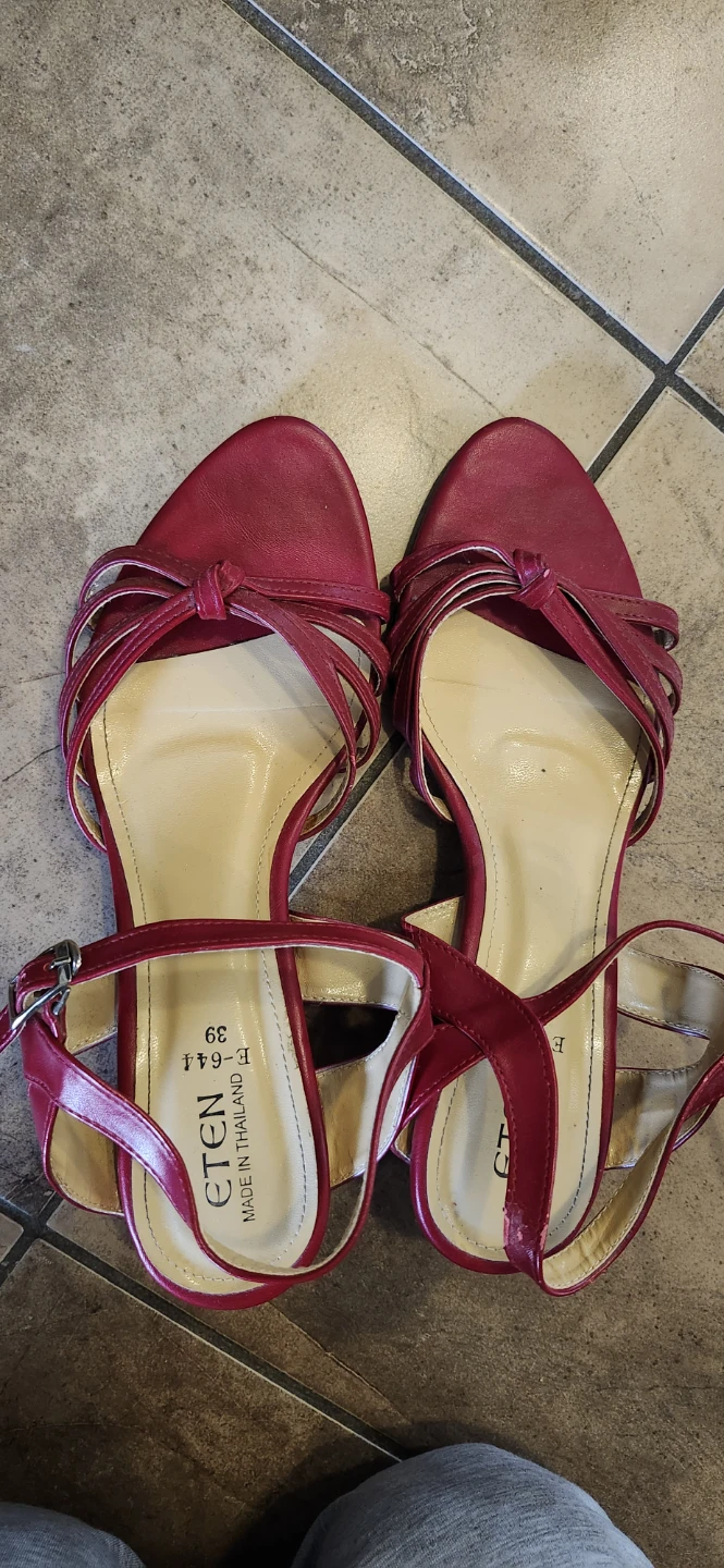 Eten Red Strappy Heeled Sandals Size 39