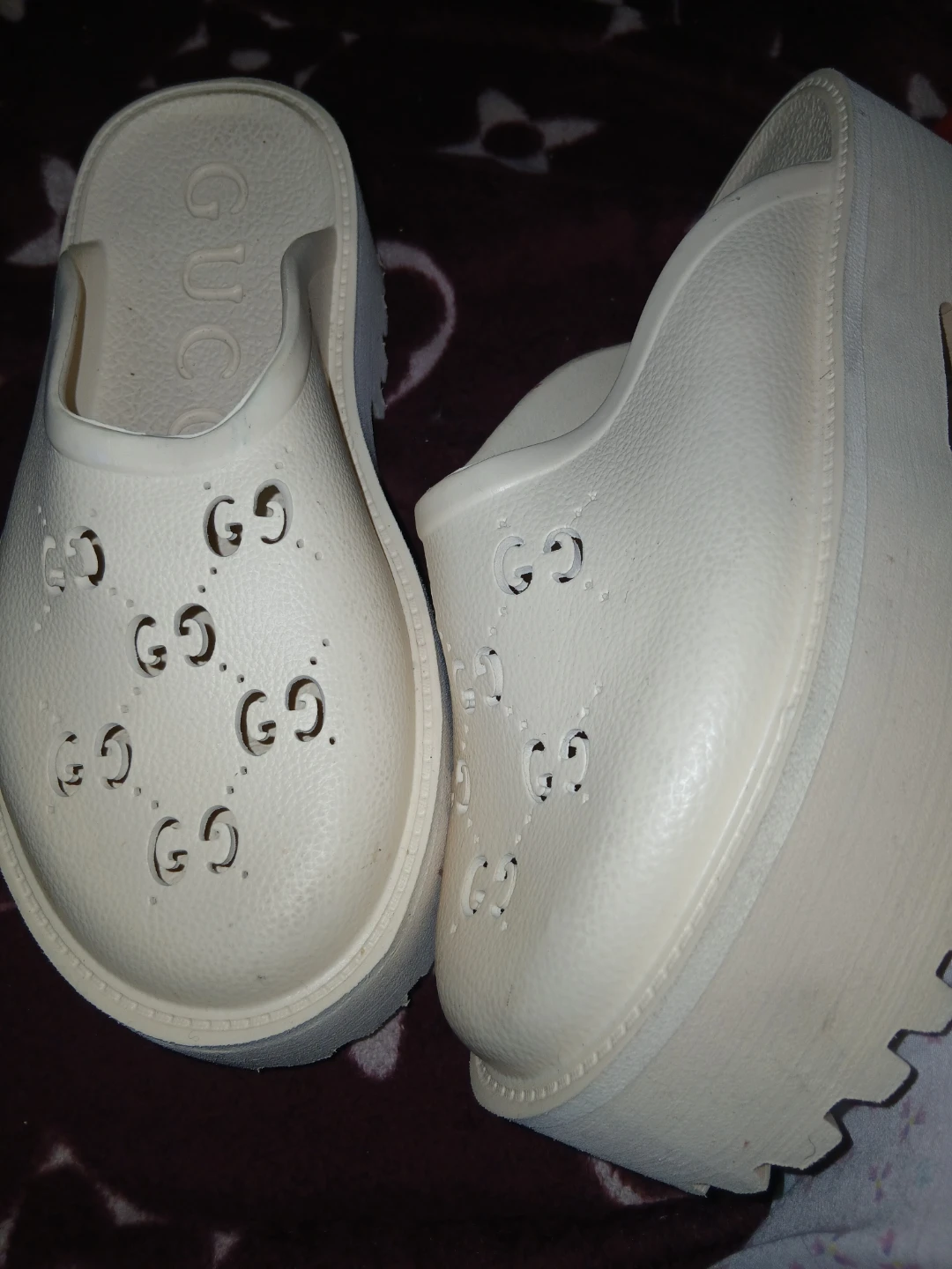 Gucci Platform Slides - White - Size 39 - photo 2