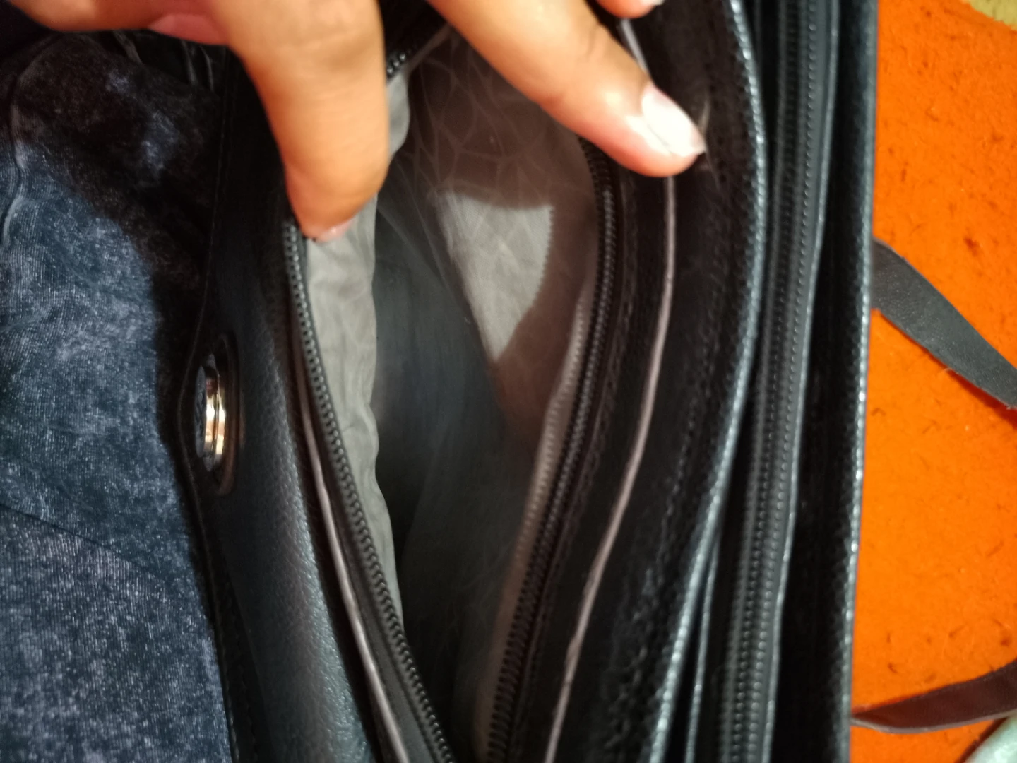 Black Faux Leather Crossbody Purse - photo 3