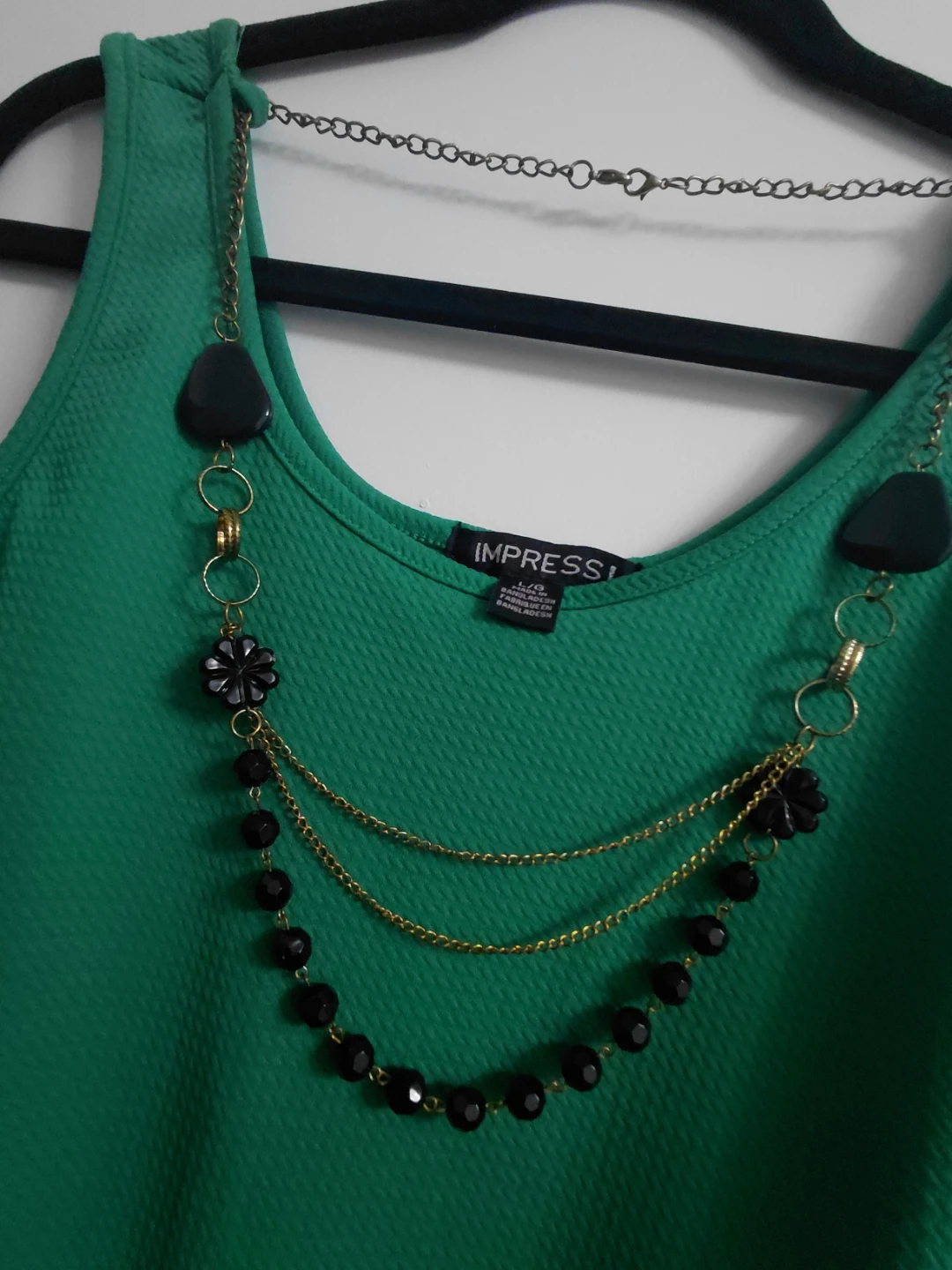 Green Impress Dress with Black Beaded Necklace Size Large - photo 3