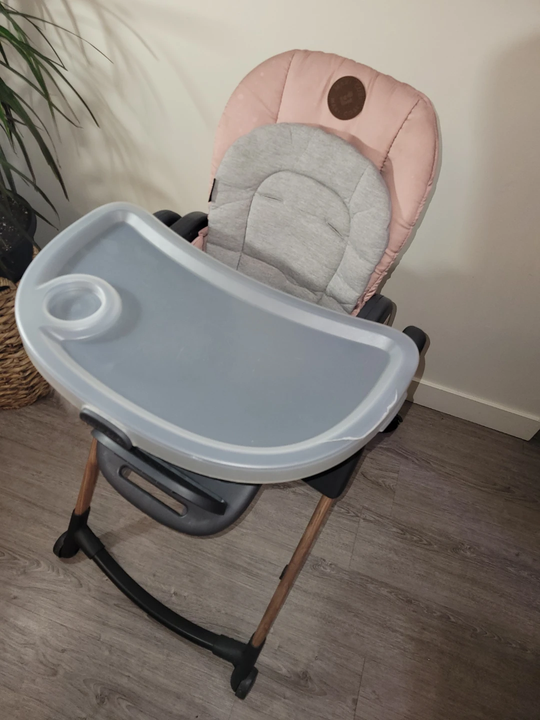 Maxi-Cosi Minla High Chair with Tray