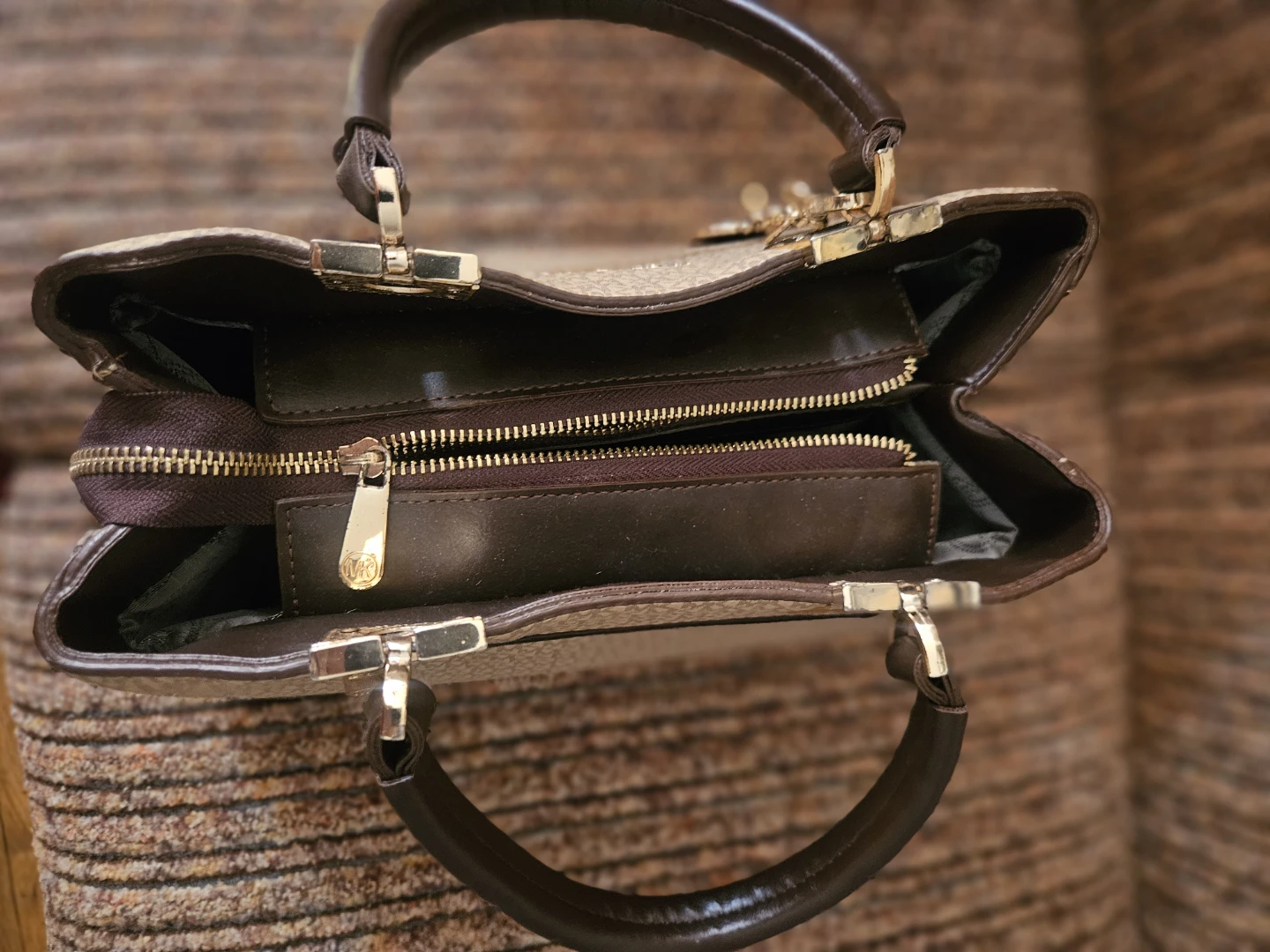 Michael Kors Monogram Satchel Handbag - photo 3