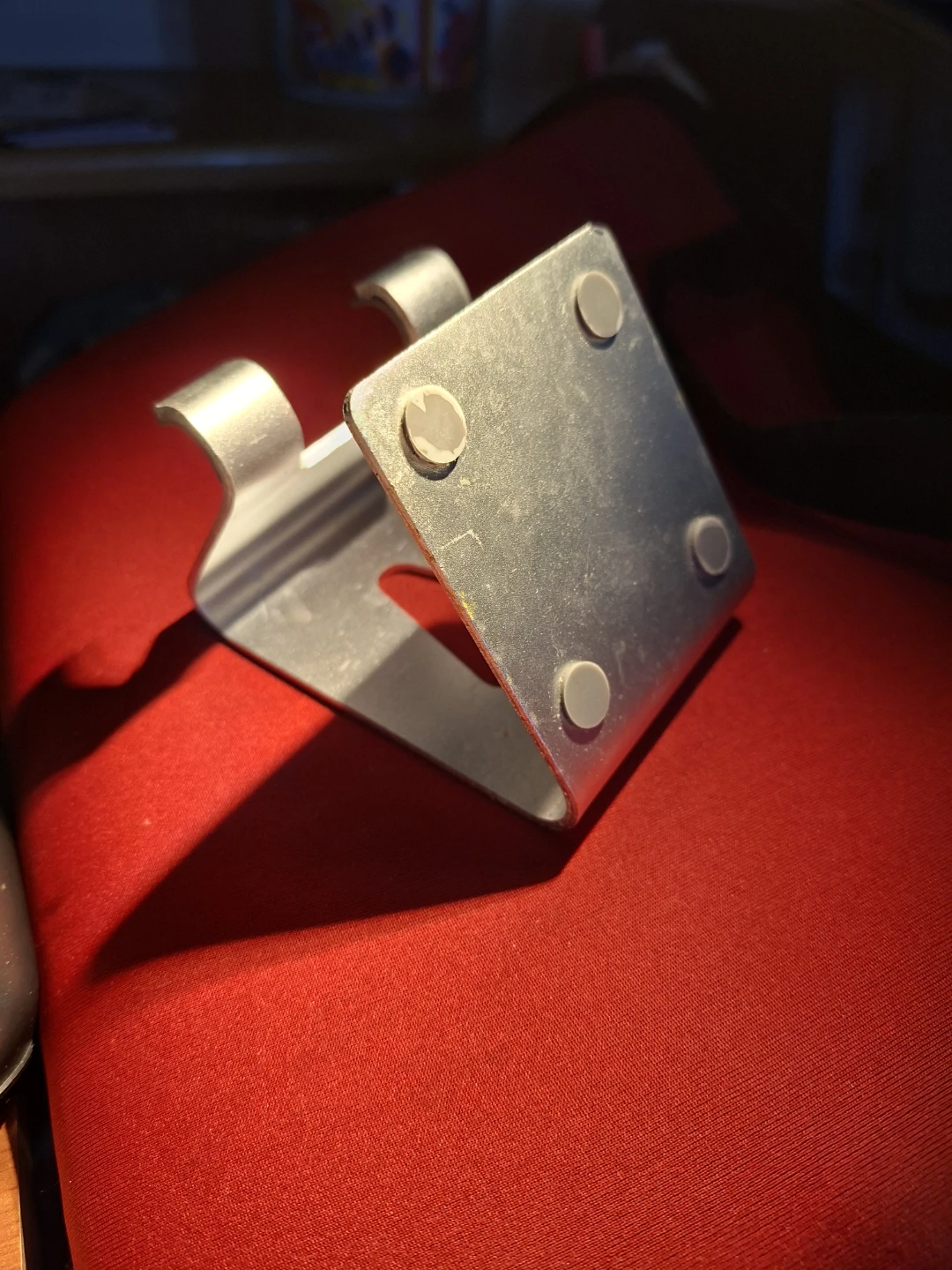 🥕Tech 1 Aluminum Phone Stand - photo 5