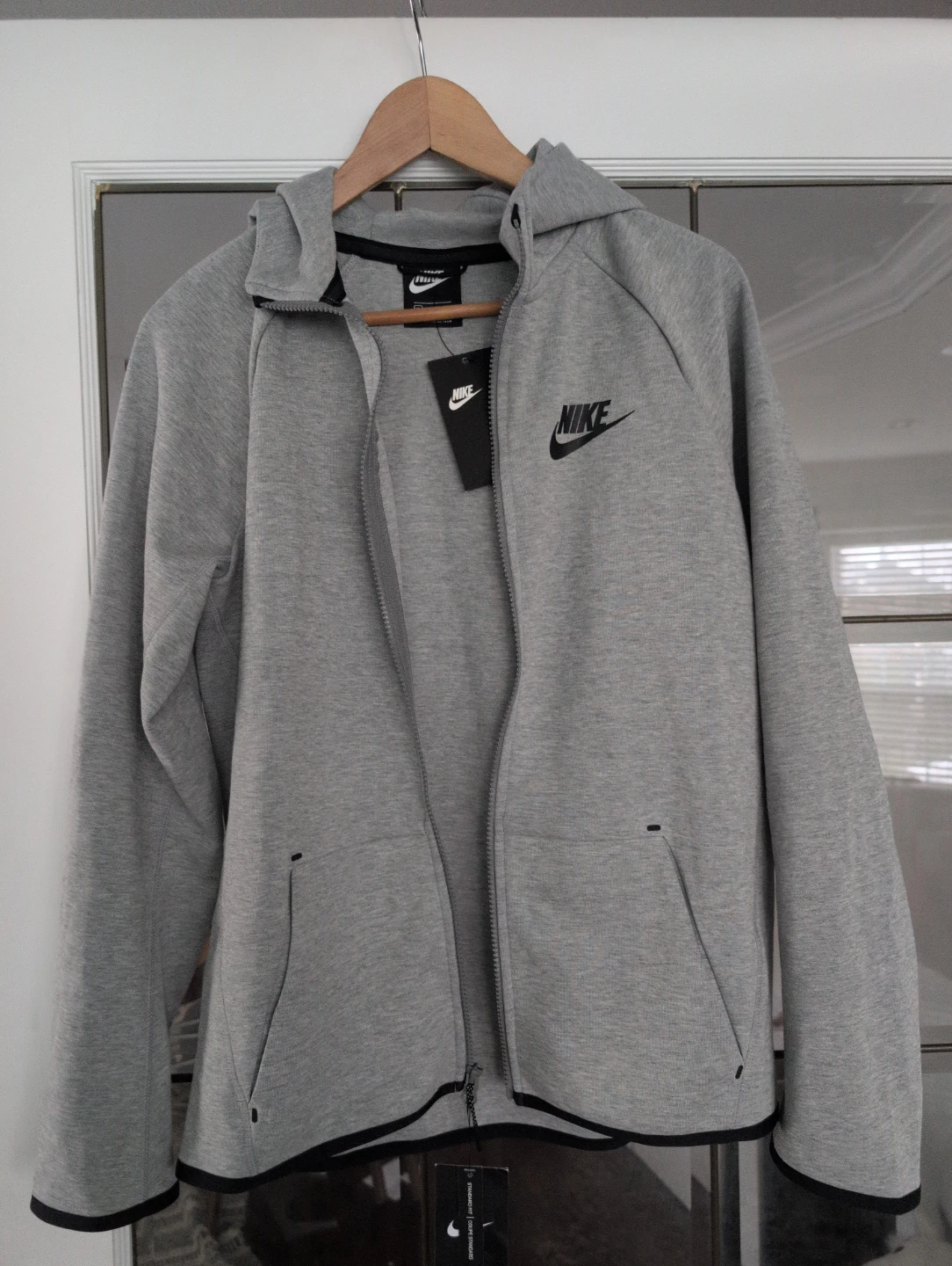 Nike Tech Fleece Full-Zip Hoodie - Grey, XL