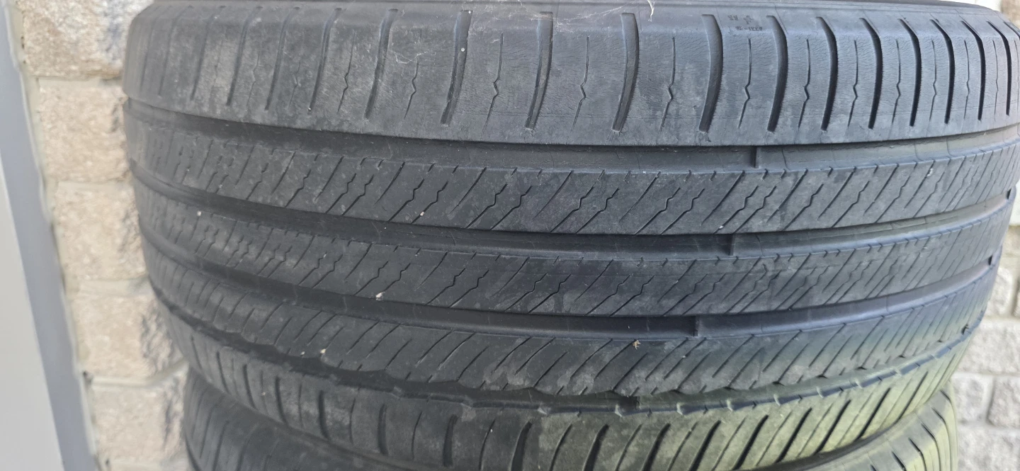 Set of 4 Tires - photo 4