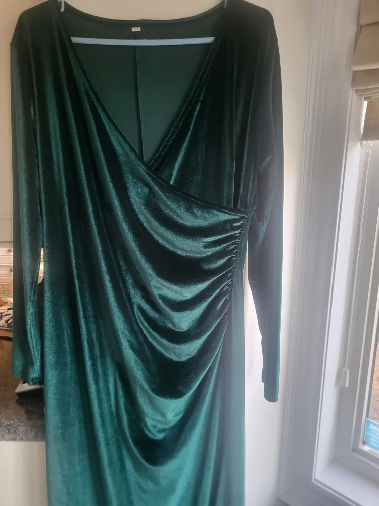 Velvet Wrap Dress - Emerald Green