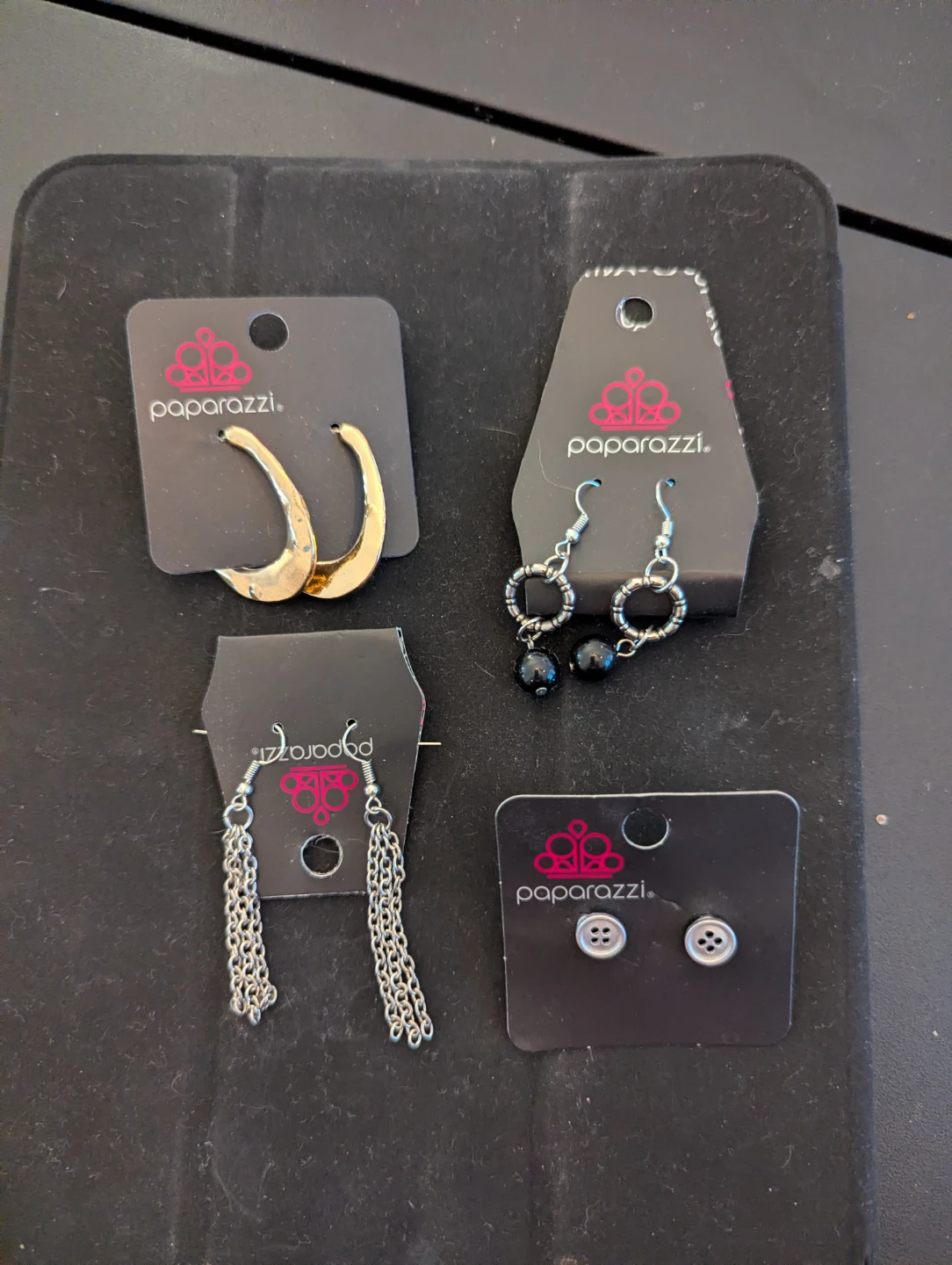 Earrings and Rings Multiple Pairs - photo 3