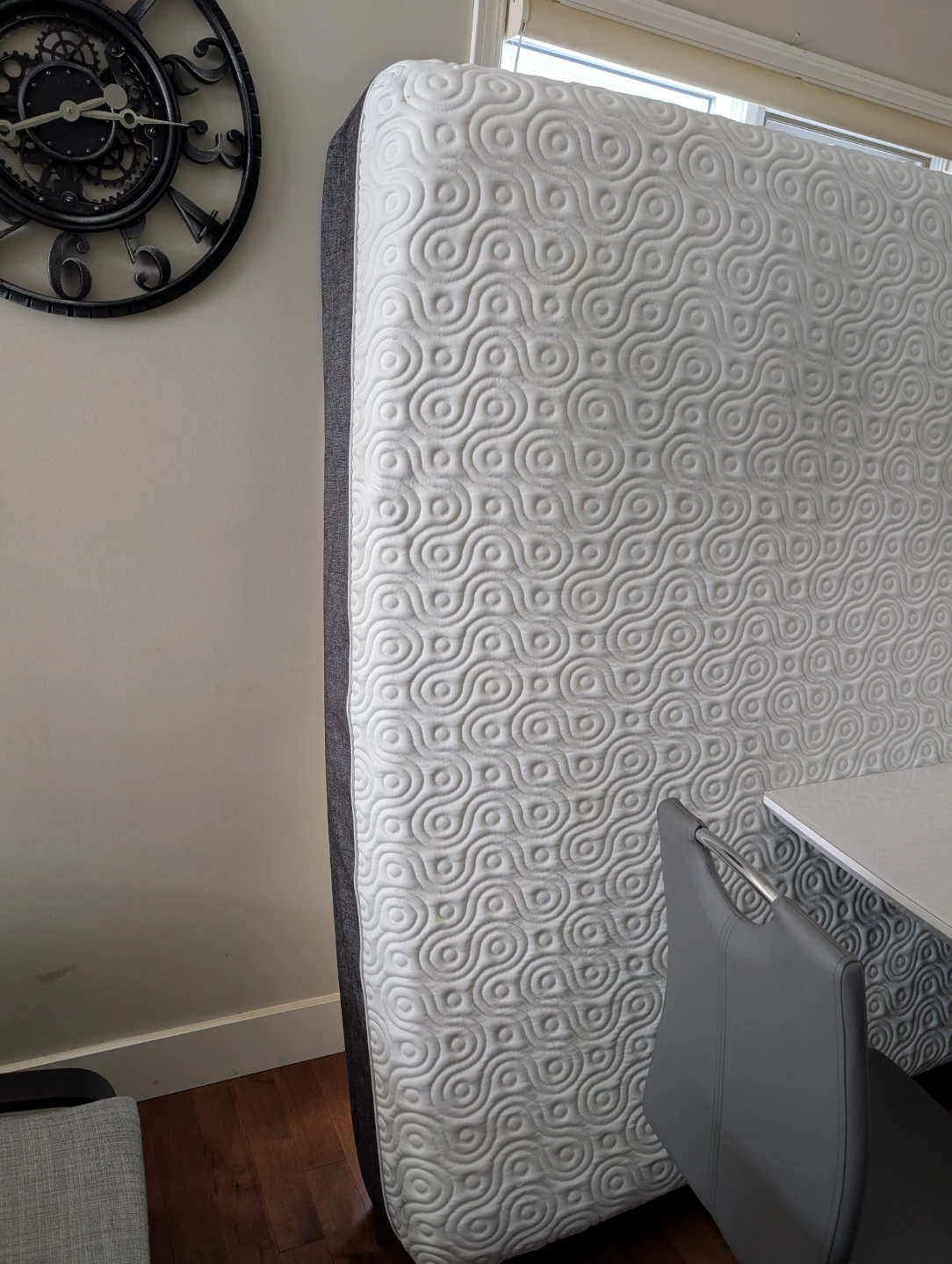 Free Free Free King Mattress - photo 2