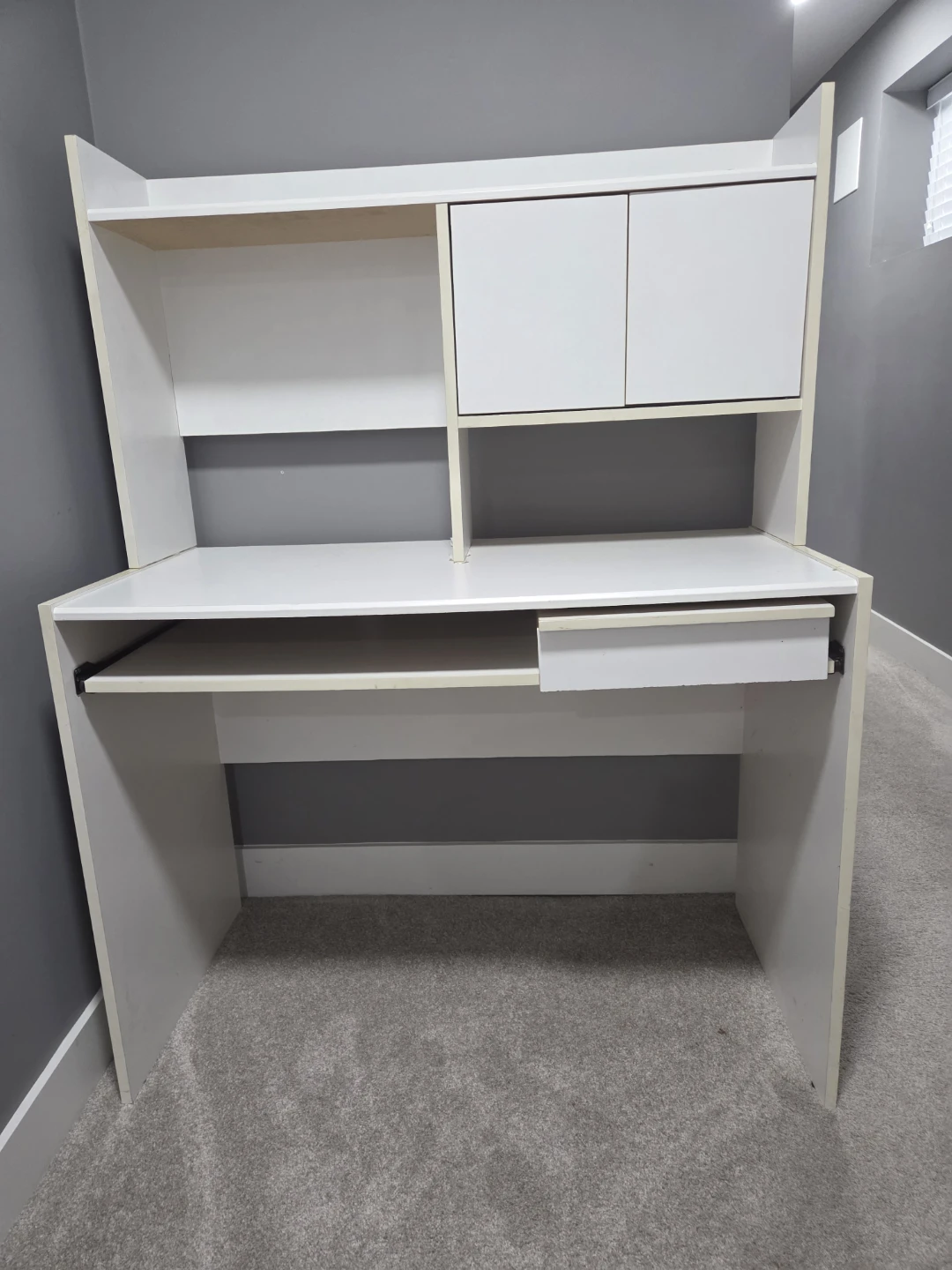 White Compact Desk with Hutch and Drawer