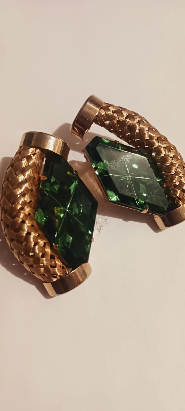 Rare Vintage Gold Tone Woven Green Cabochon Earrings - photo 3