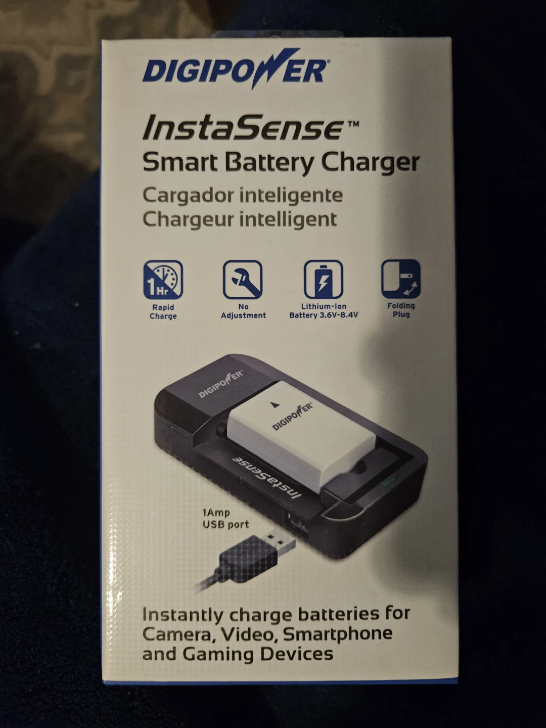 Digipower InstaSense Smart Battery Charger BRAND NEW