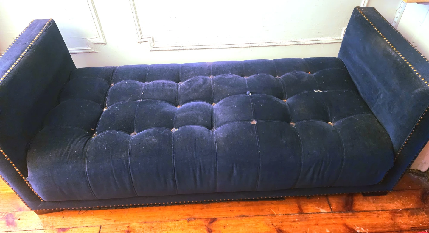 Navy Tufted Velvet Bench