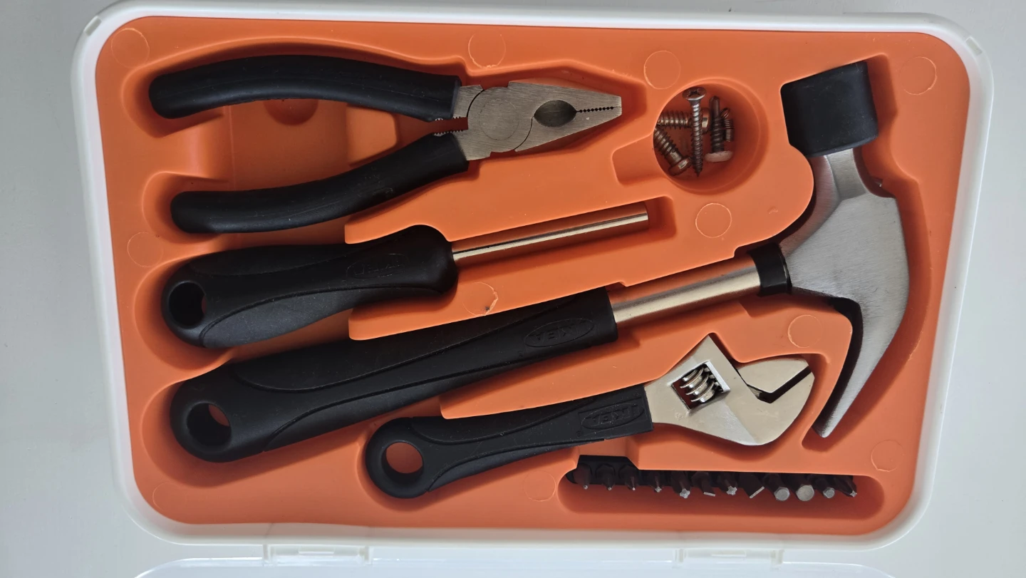Homegear Cable Ties and Assorted Fasteners