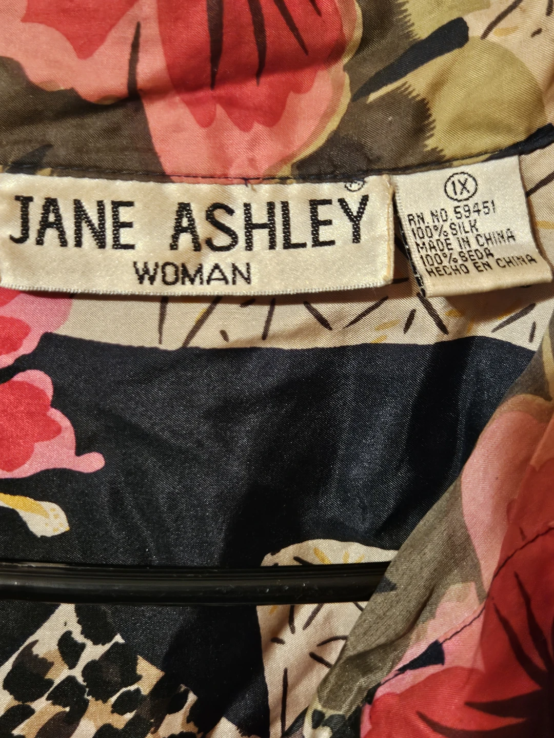 Women's shirt. - photo 2