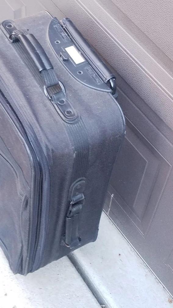 Olympia Rolling Luggage Bag - photo 4