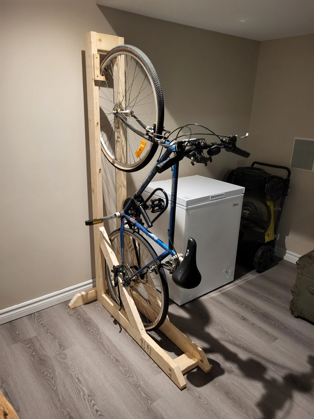 Vertical Free Standing Bicycle Stand