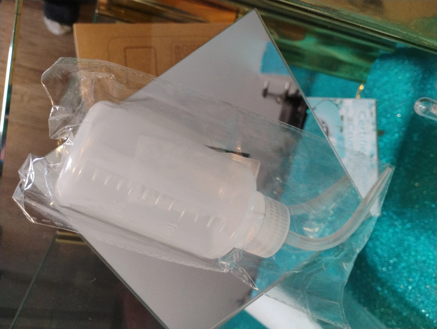 Plastic Squeeze Rinse Bottle with Spout