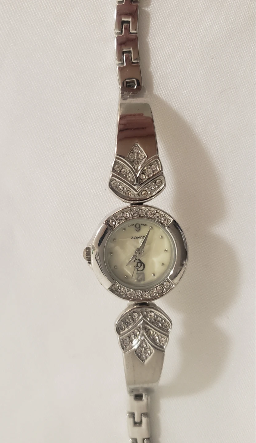 Like New Women's Elegant Watches  For Sale $35