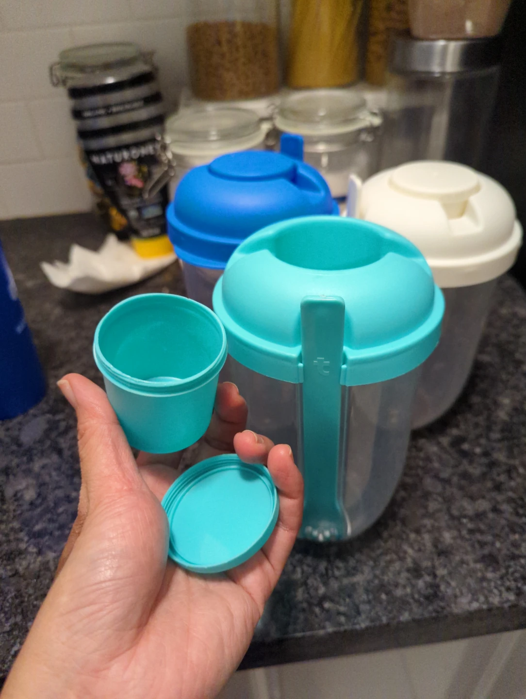 Set of 3 Salad Shaker Cups with Forks - photo 3
