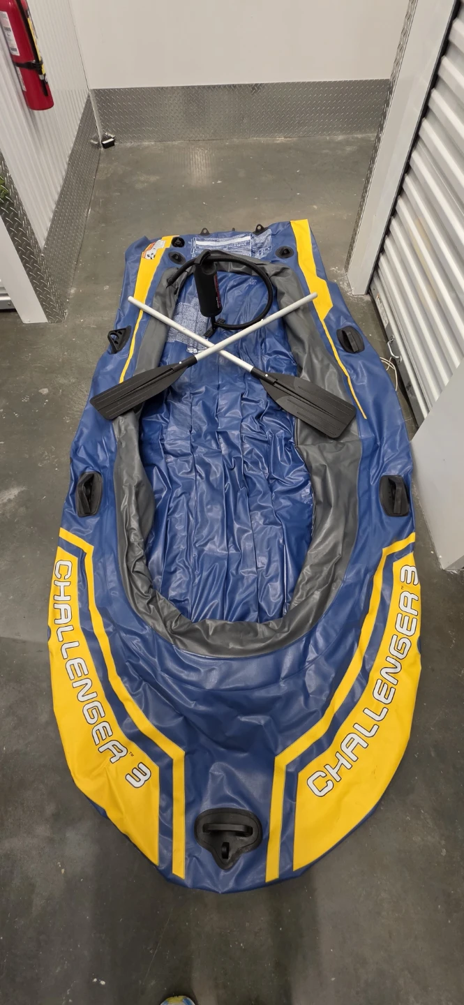 Intex Challenger 3 Inflatable Boat Set with Oars
