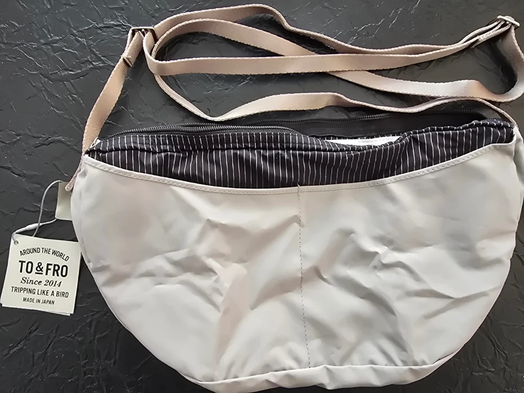 TO&FRO  Packable Pouch Bag - Black