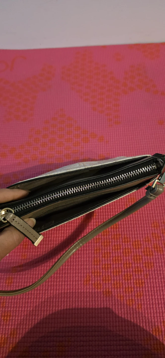Calvin Klein Wristlet Pouch - photo 3
