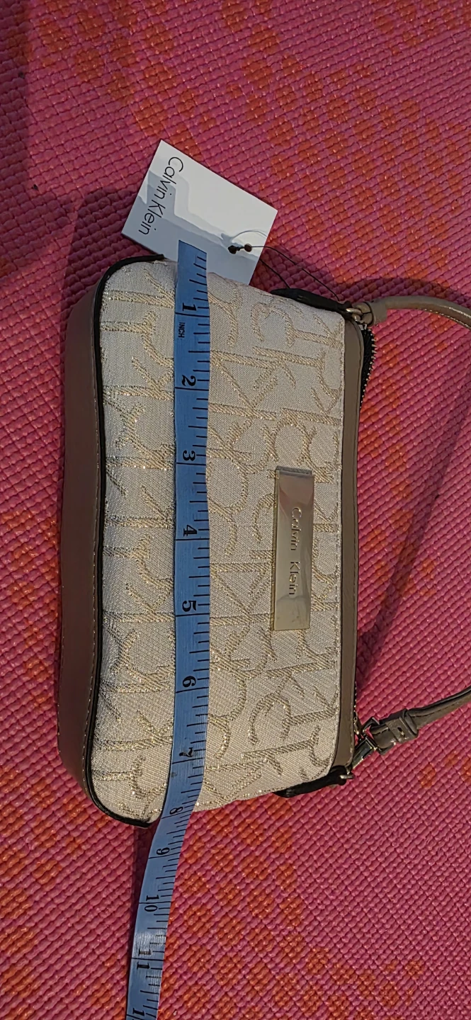 Calvin Klein Wristlet Pouch - photo 5
