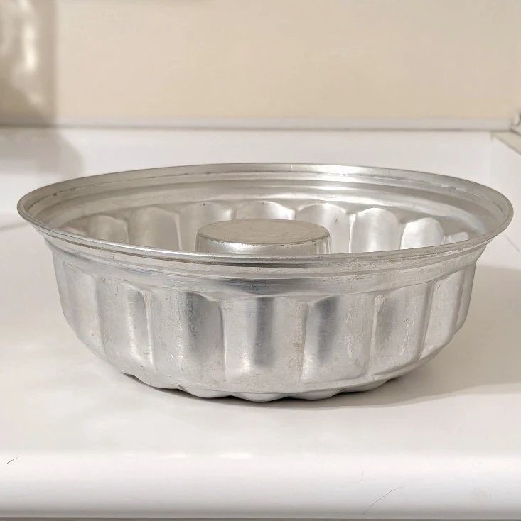 Vintage Large Jello Mold 12" - photo 2