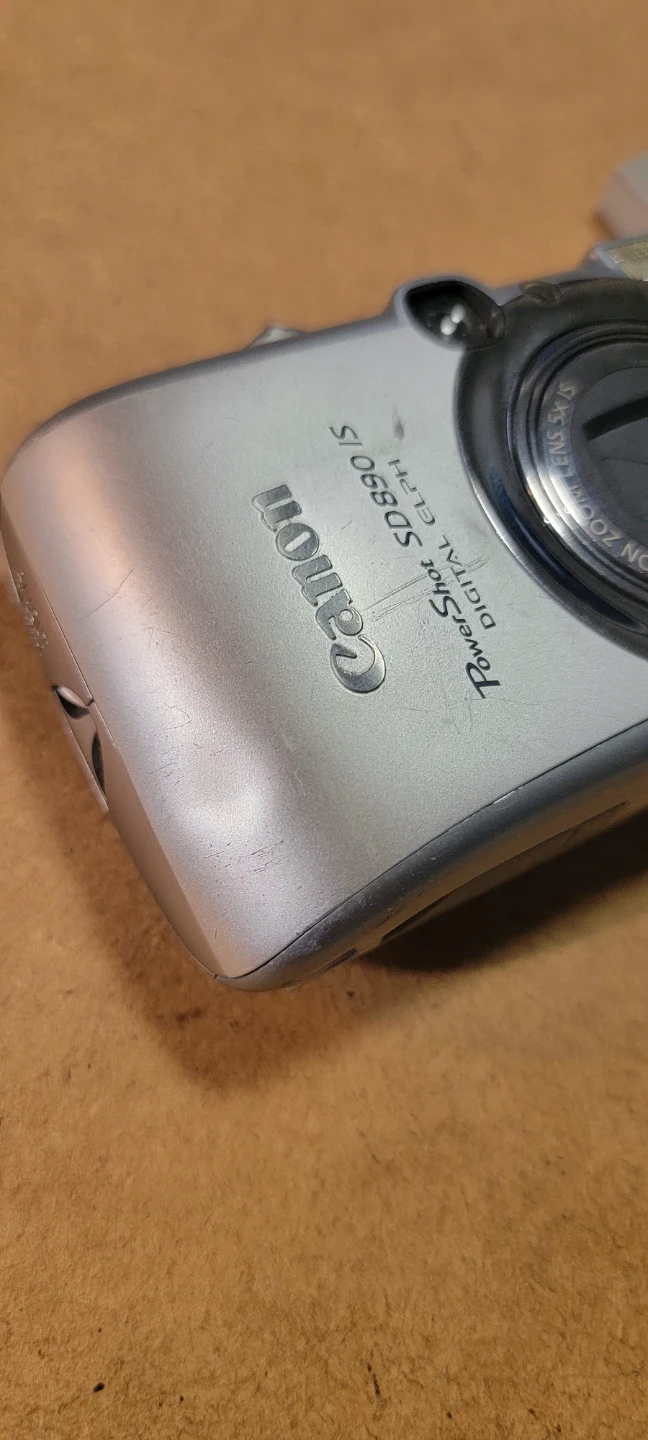 Canon PowerShot SD890 IS Digital Camera - photo 3
