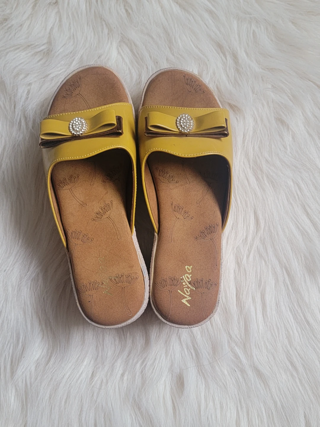 Naviia Yellow Bow Sandals Size 7