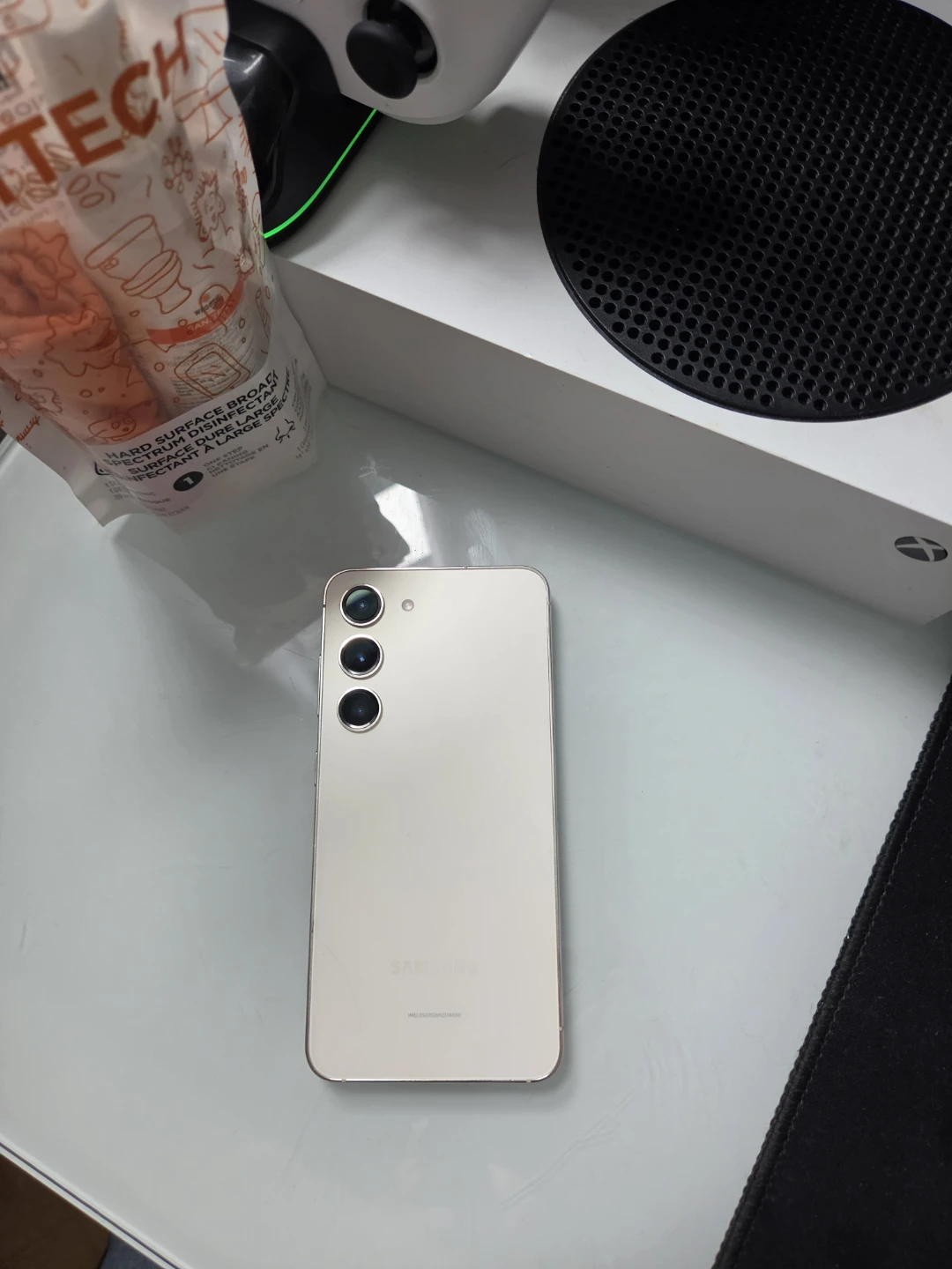 Samsung Galaxy S23 Smartphone - White - photo 2