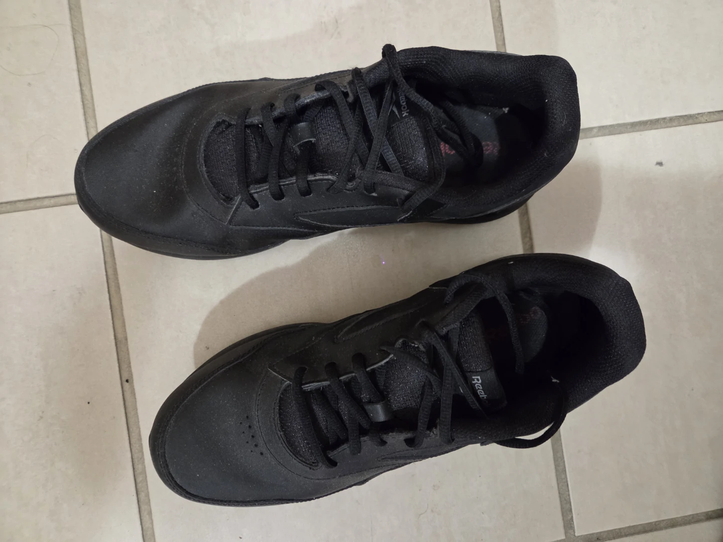 Black Reebok Men's size 10 walking Shoes - photo 3