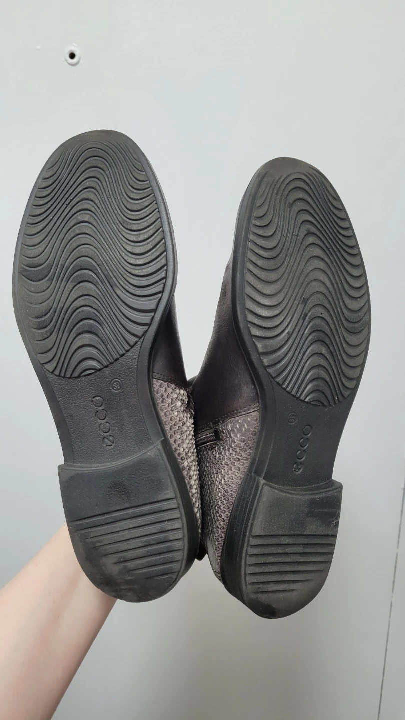 ECCO Women's Brown Leather Ankle Boots - photo 3