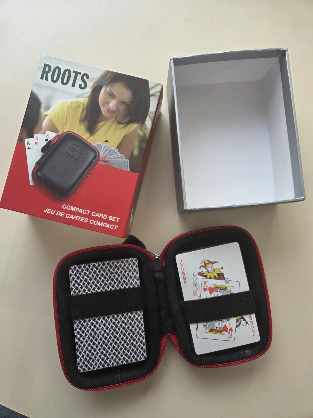 Roots playing Compact Card Set with Case. NEW. EASY TO CARRY - photo 3