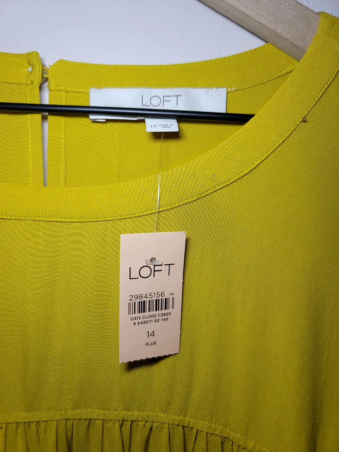 LOFT Chartreuse Yellow Blouse New Sz 14 Minimalist Spring - photo 2