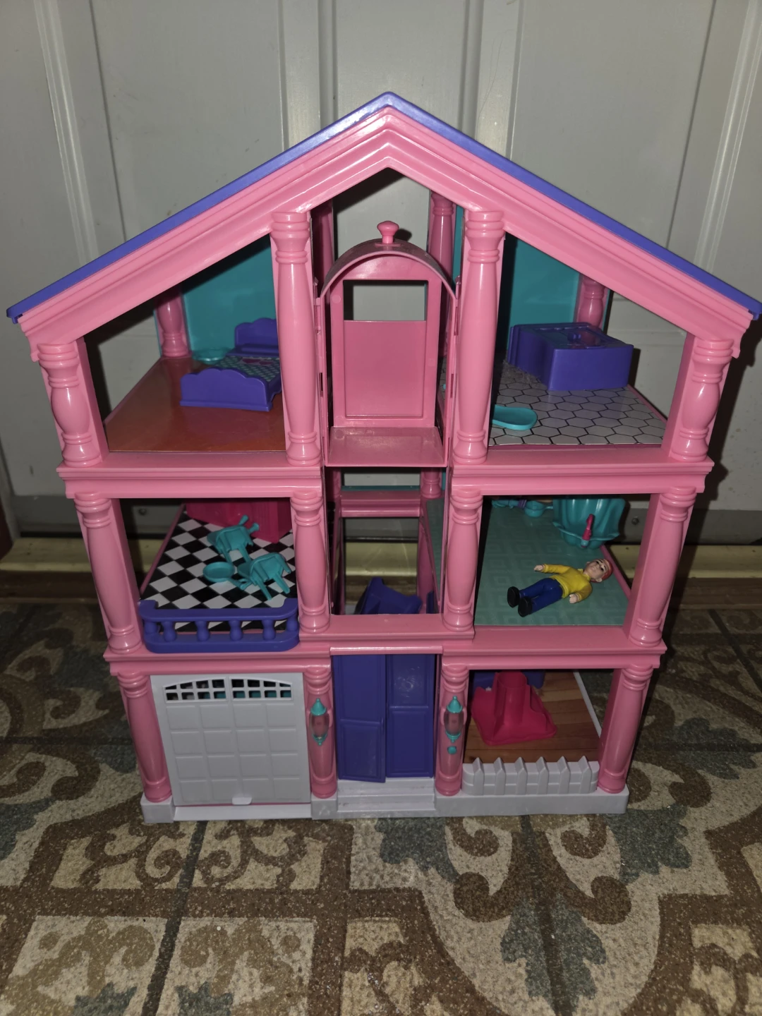 Kid Connection Dollhouse with Furniture and Figures