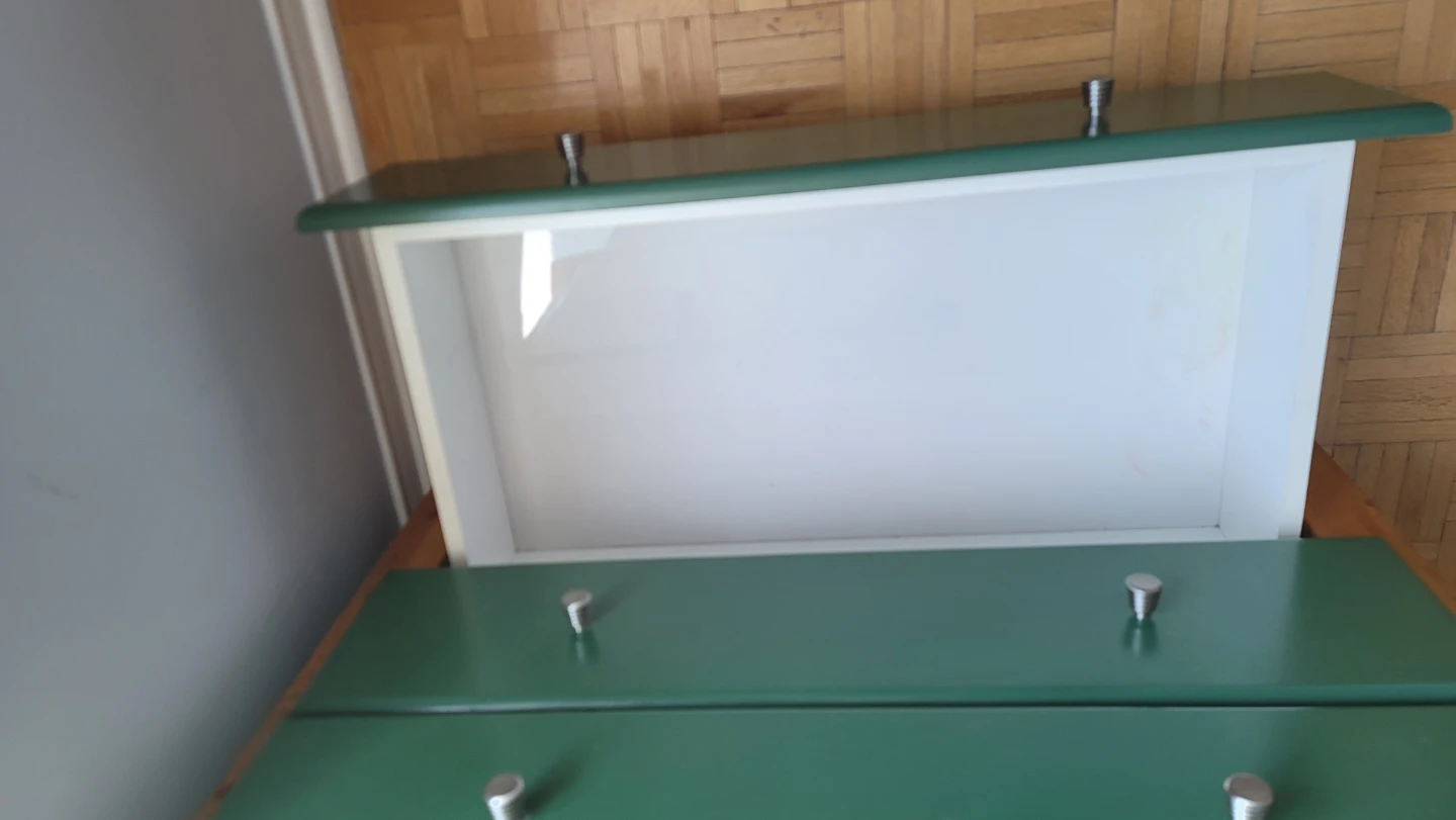 Green and Wood Dresser - photo 3
