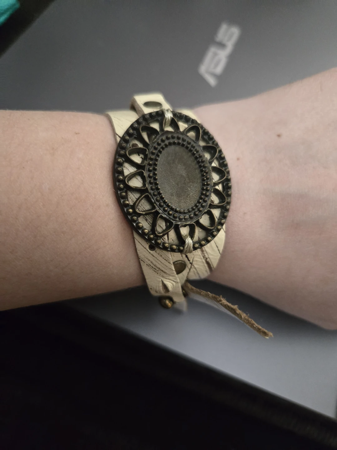 Bracelet