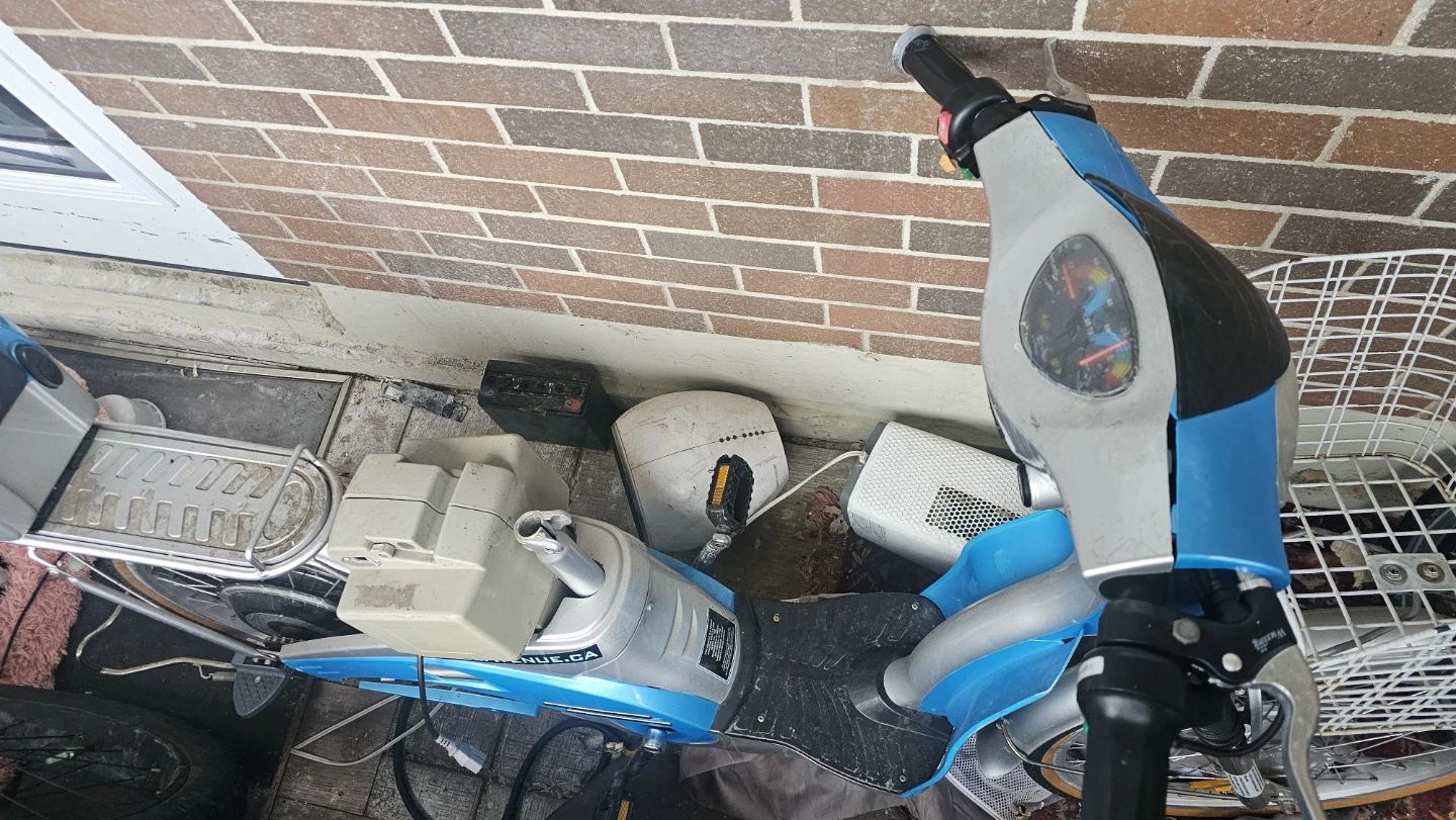 Electric Scooters n parts best offer - photo 4