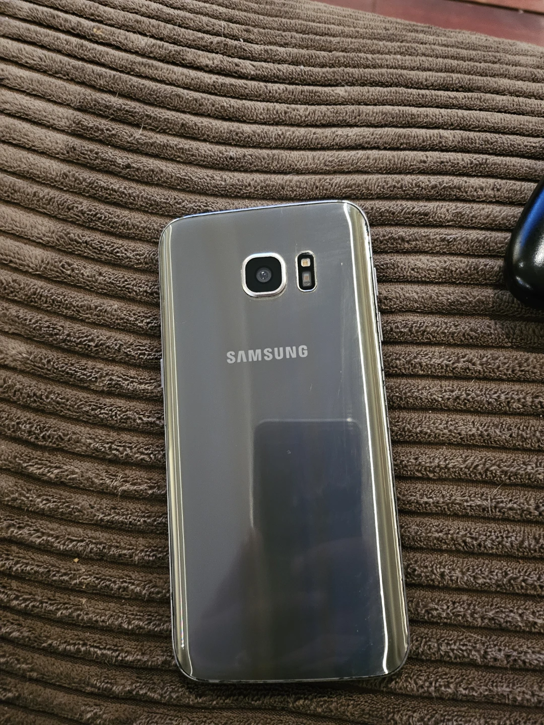 Samsung s7 edge - photo 2