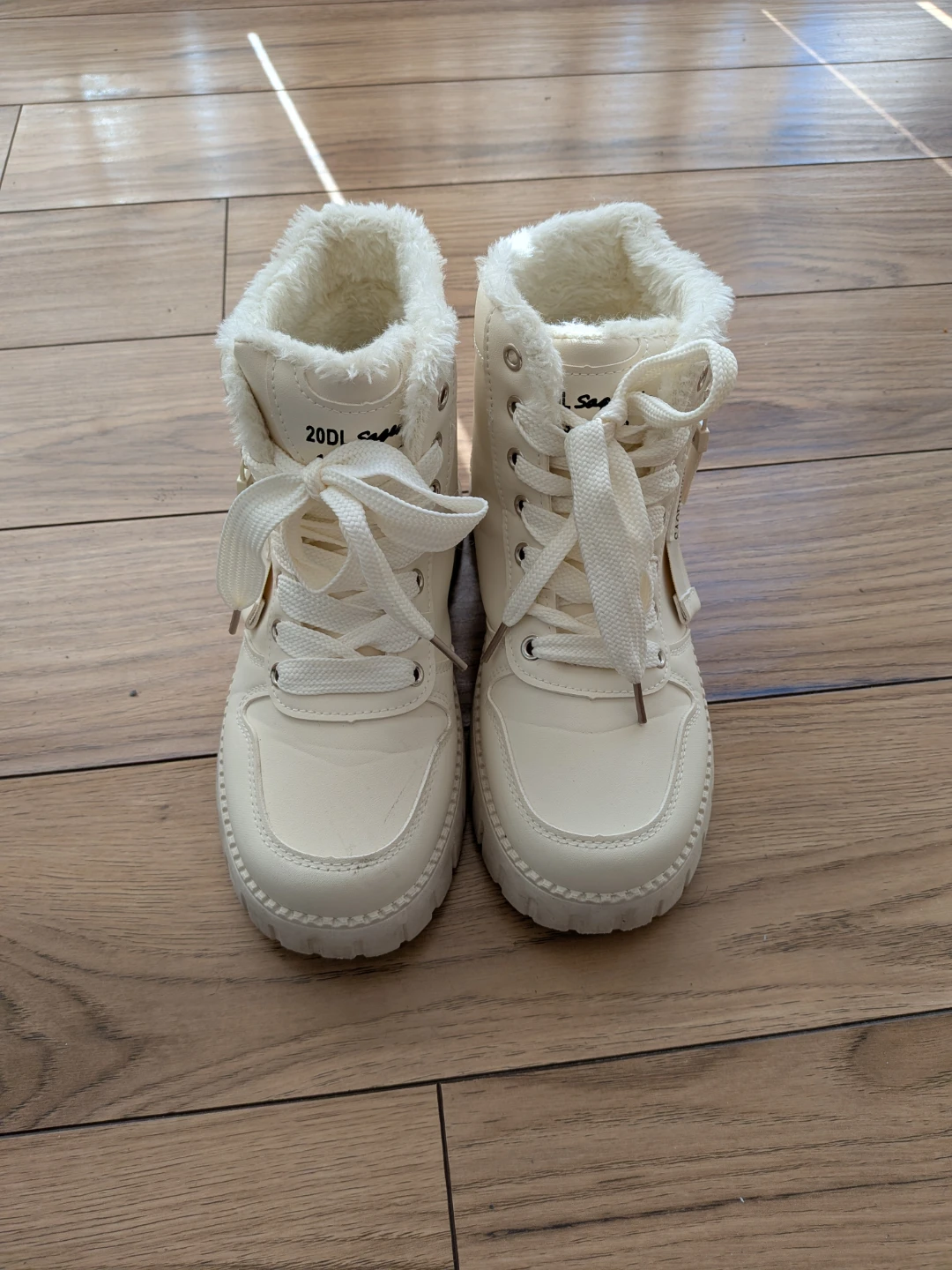 Cream Winter Boots with Fur Lining - photo 2