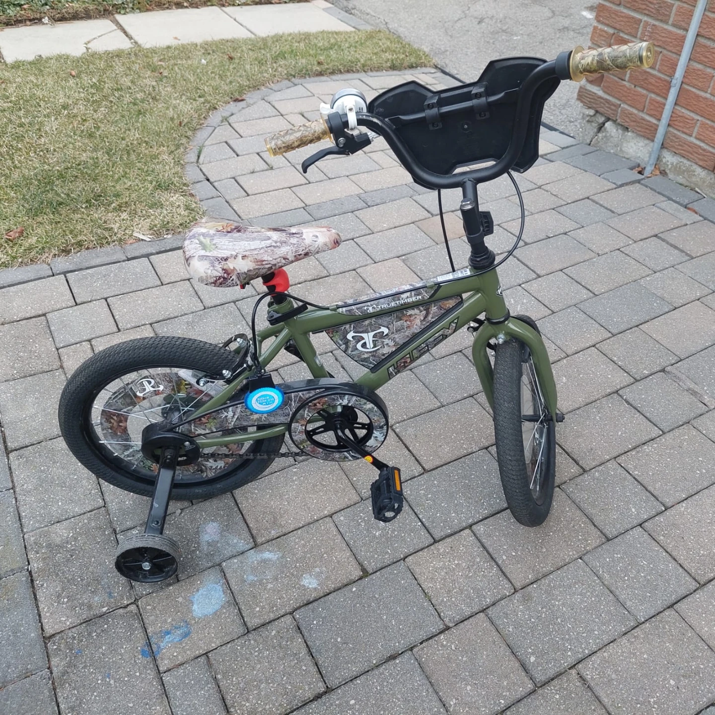 Kids' Bike with Training Wheels