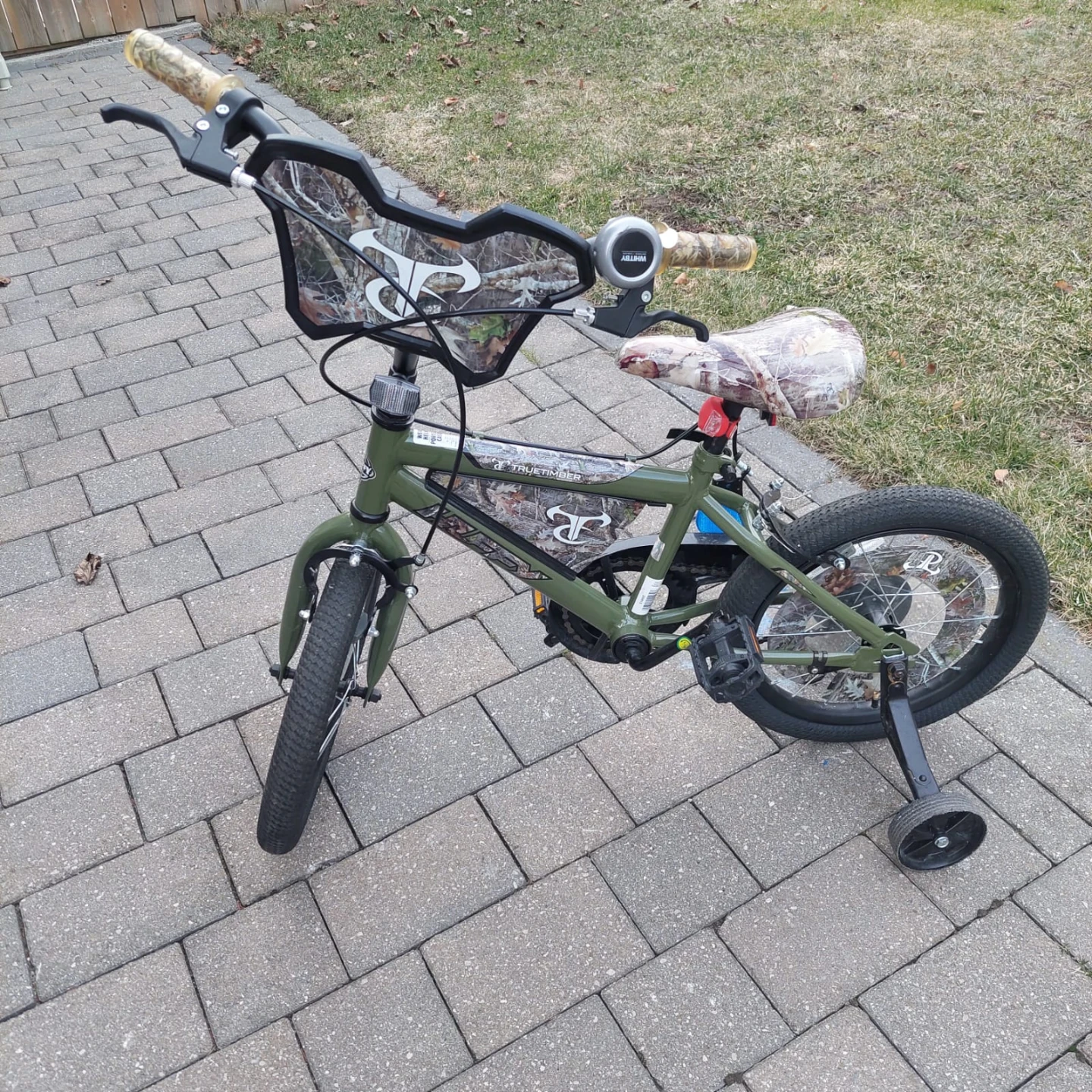 Kids' Bike with Training Wheels - photo 2