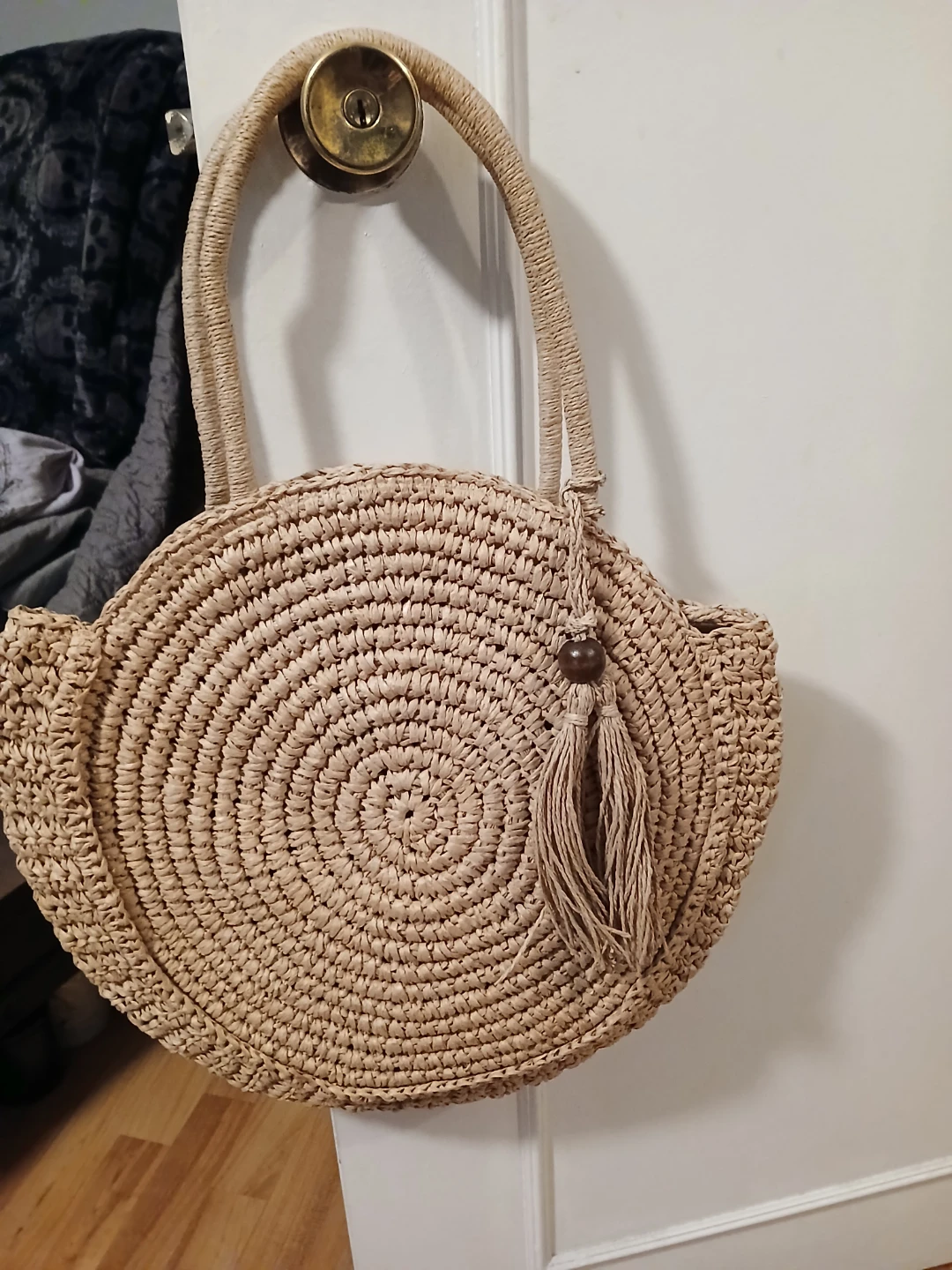 Straw Round Tote Bag with Tassel
