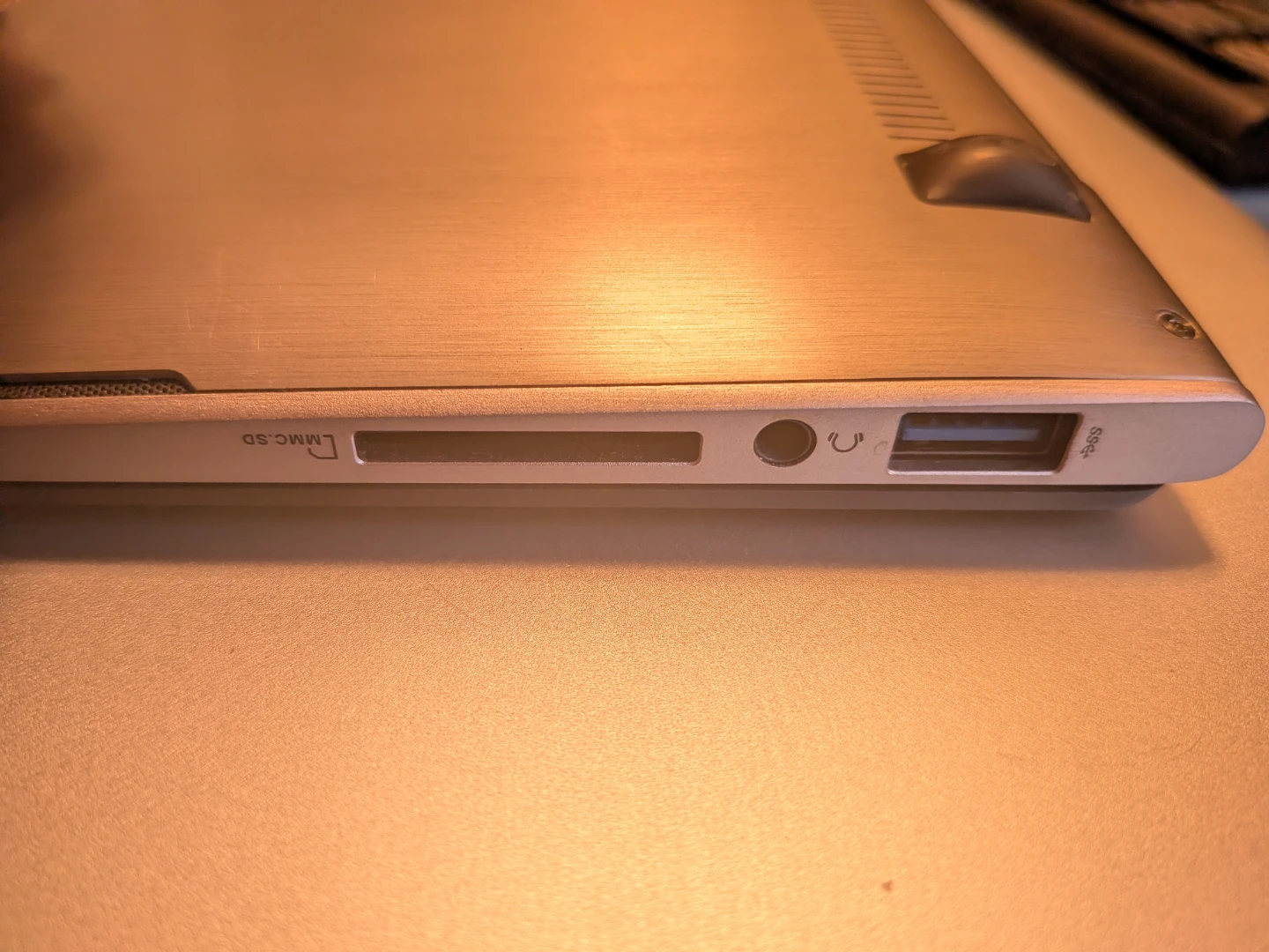 Touchscreen Ultrabook laptop Windows 11 256gb ssd - photo 5